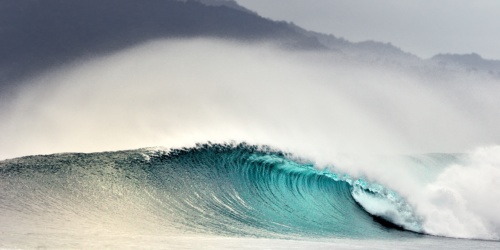 Photo de vague indonésienne vent off shore